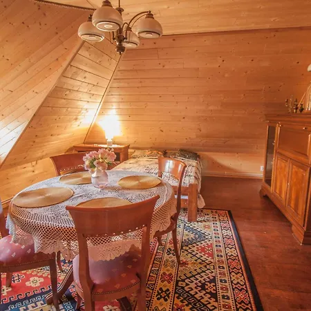 Holiday House Folwark Jelen Poniklica Exterior photo